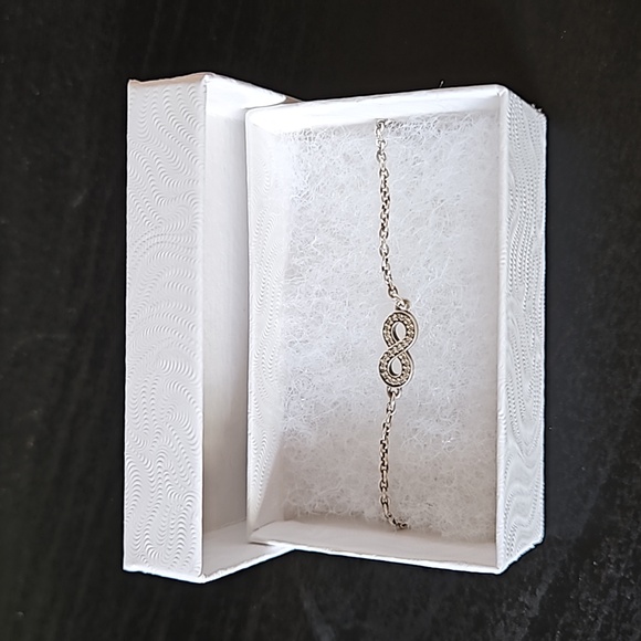 Pandora Sterling Silver Pave Infinity Chain Link Bracelet - Picture 4 of 16